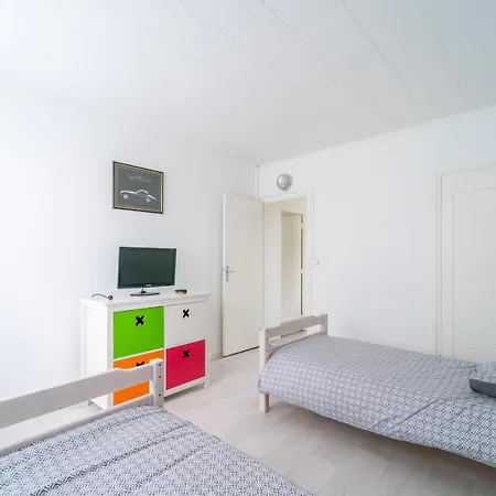 Florevasion - Appt Pour 5 * Bobigny