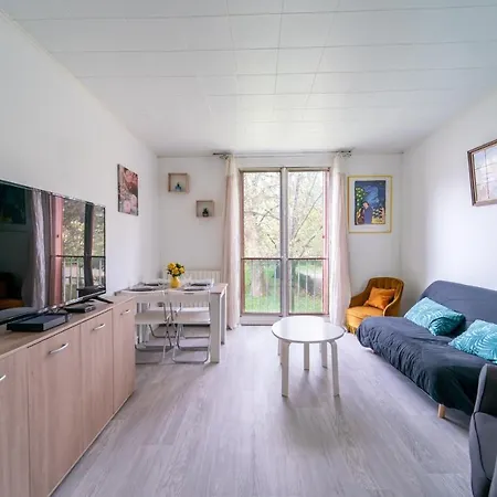Florevasion - Appt Pour 5 * Bobigny